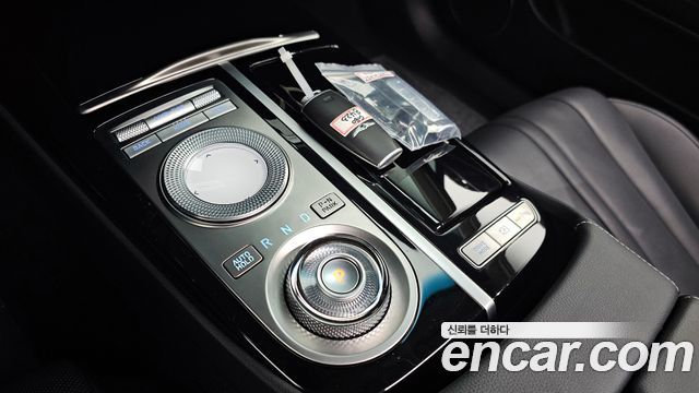 Genesis G80 2022 — photo 9