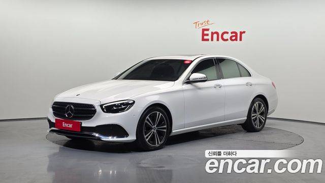 Mercedes-Benz E-Class 2021 — photo 1