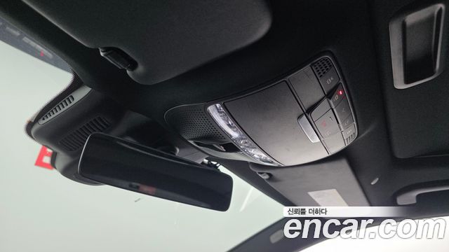 Mercedes-Benz E-Class 2021 — photo 19