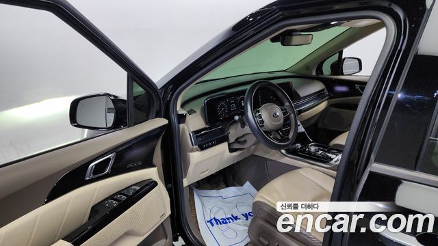 Kia Canival 2021 — photo 10