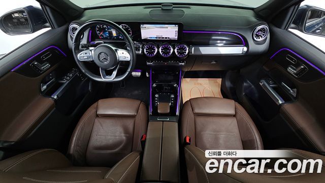 Mercedes-Benz GLB-Class 2023 — photo 7