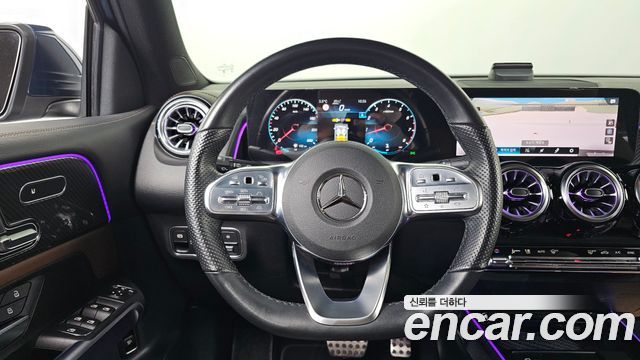 Mercedes-Benz GLB-Class 2023 — photo 14