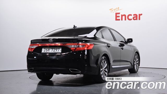 Hyundai Grandeur 2012 — photo 2