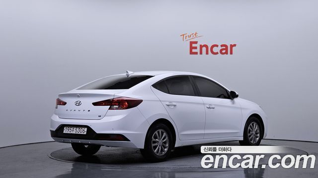 Hyundai AVANTE 2019 — photo 2