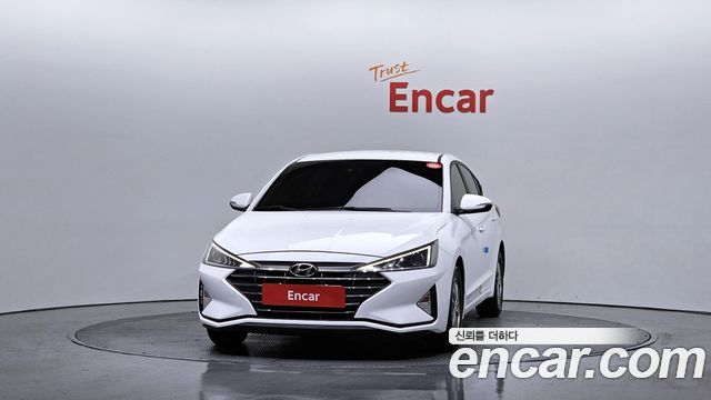 Hyundai AVANTE 2019 — photo 3