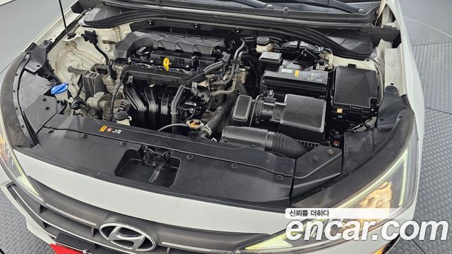 Hyundai AVANTE 2019 — photo 6