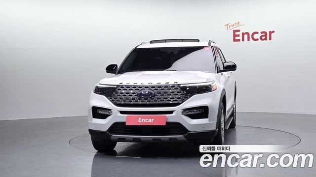 Ford Explorer 2023 — photo 3