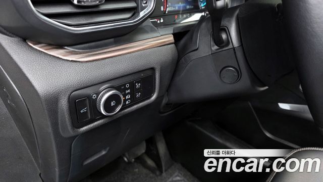 Ford Explorer 2023 — photo 16