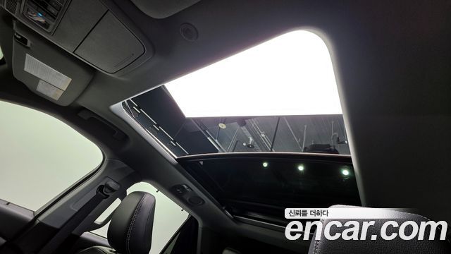 Ford Explorer 2023 — photo 19