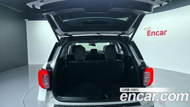 Ford Explorer 2023 — photo 20