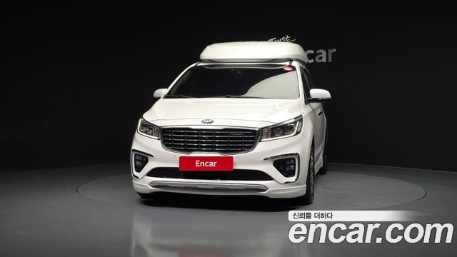 Kia Canival 2019 — photo 3