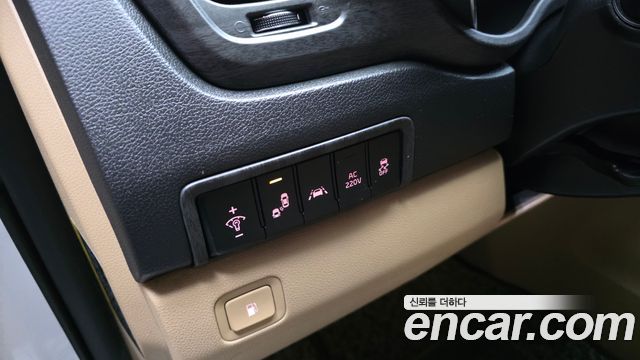 Kia Canival 2019 — photo 16