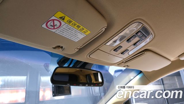 Kia Canival 2019 — photo 17