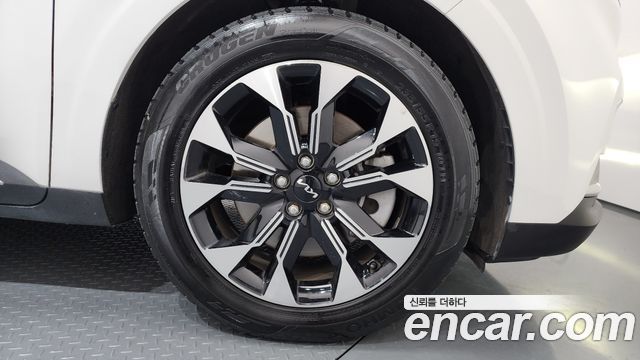 Kia Canival 2022 — photo 5