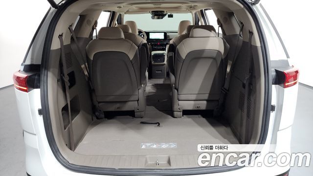 Kia Canival 2022 — photo 20