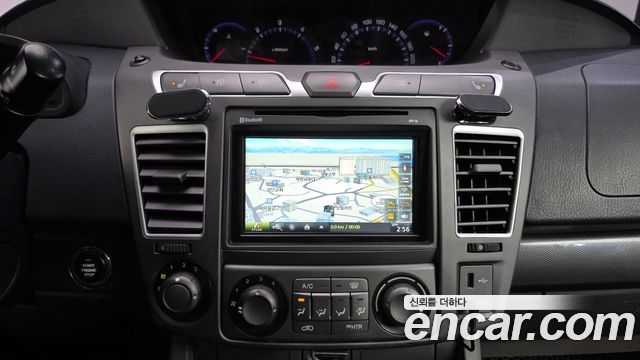 KG Mobility KORANDO 2015 — photo 15