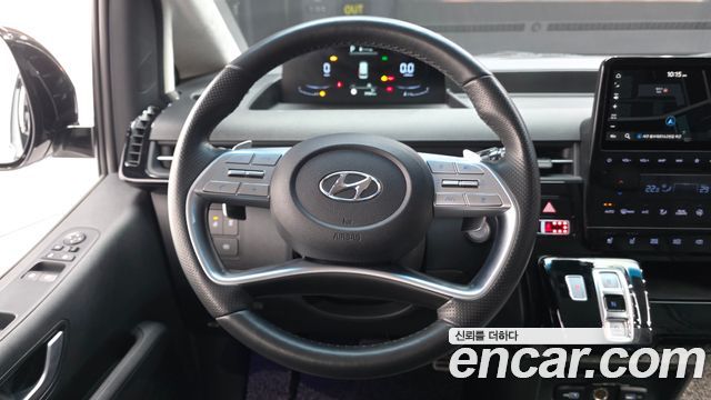 Hyundai Staria 2022 — photo 13