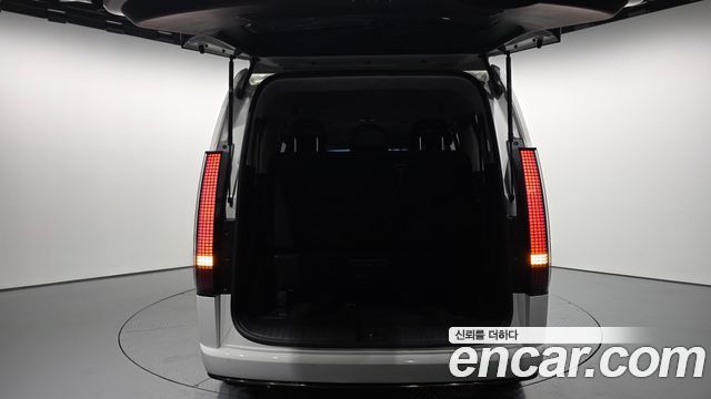 Hyundai Staria 2022 — photo 20
