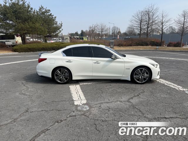 Infiniti Q50 2016 — photo 6