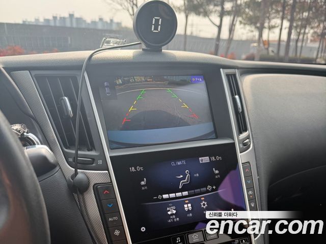 Infiniti Q50 2016 — photo 12