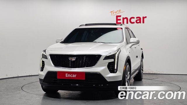 Cadillac XT4 2023 — photo 3