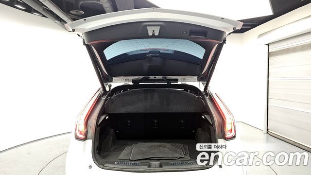 Cadillac XT4 2023 — photo 20