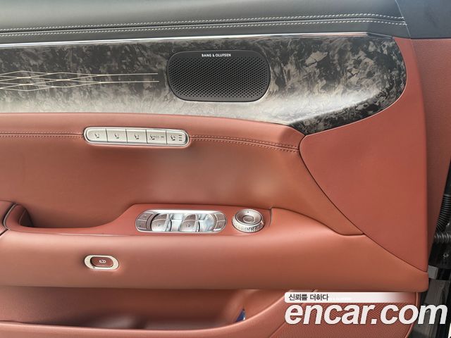 Genesis G90 2023 — photo 16