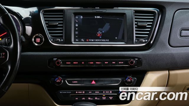 Kia Canival 2019 — photo 21