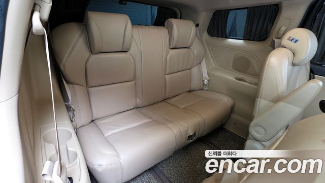 Kia Canival 2019 — photo 16