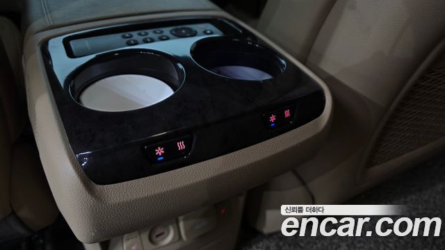 Kia Canival 2019 — photo 28