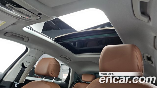 Audi e-tron 2021 — photo 19