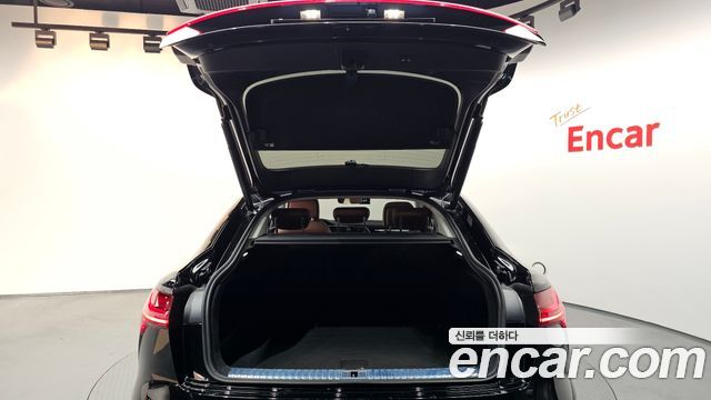 Audi e-tron 2021 — photo 20