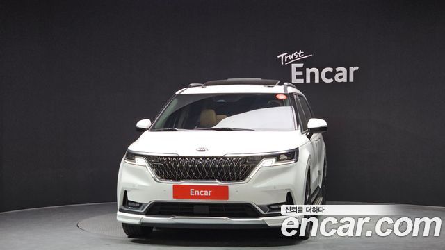 Kia Canival 2021 — photo 3