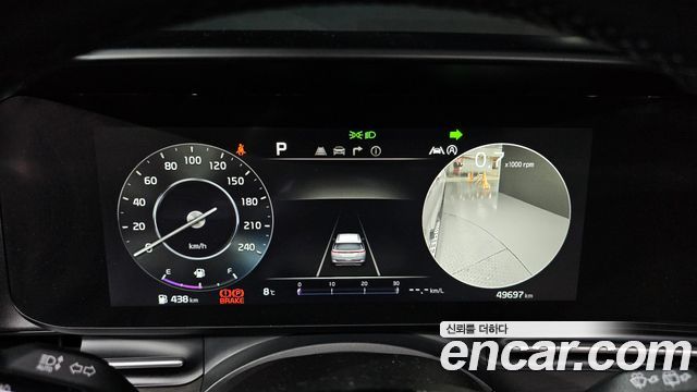 Kia Canival 2021 — photo 8