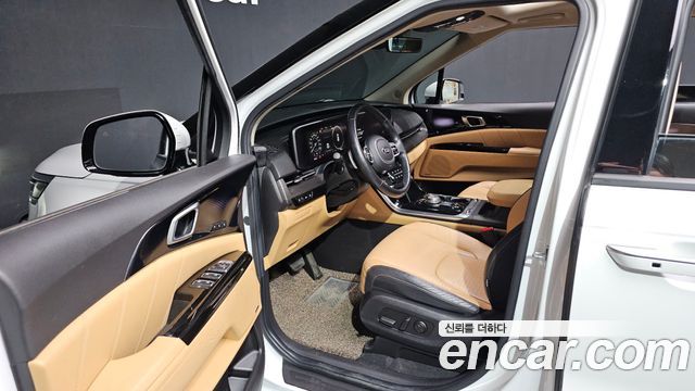 Kia Canival 2021 — photo 10