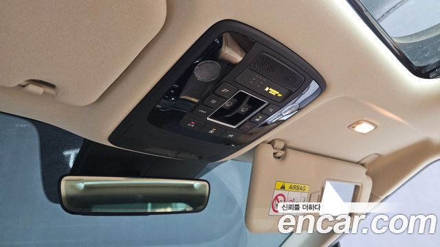 Kia Canival 2021 — photo 17
