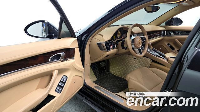 Porsche Panamera 2014 — photo 11