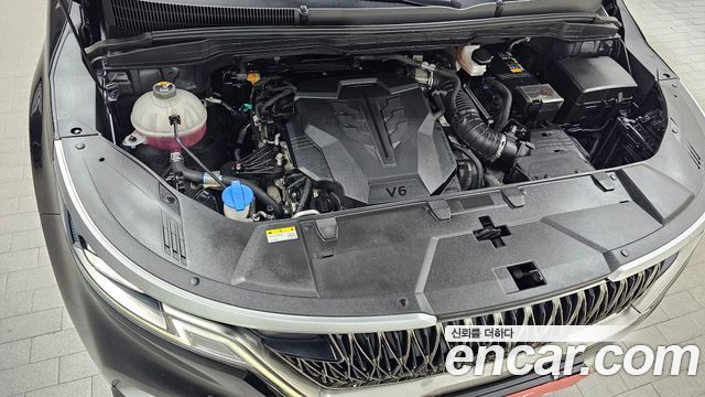 Kia Canival 2023 — photo 6