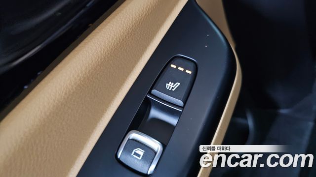 Kia Canival 2023 — photo 19