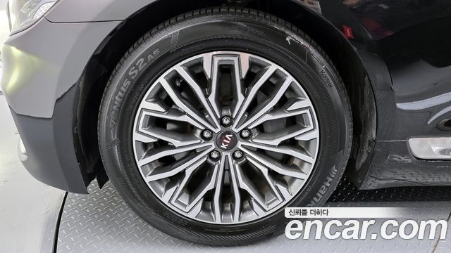 Kia K9 2019 — photo 5