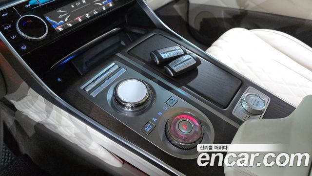 Genesis GV80 2023 — photo 9