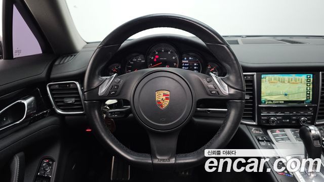 Porsche Panamera 2015 — photo 13