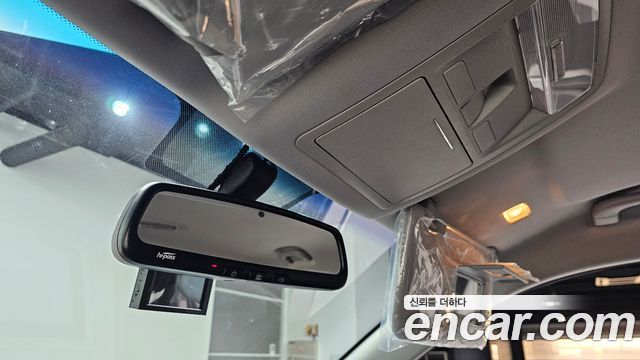 KG Mobility Rexton 2019 — photo 19