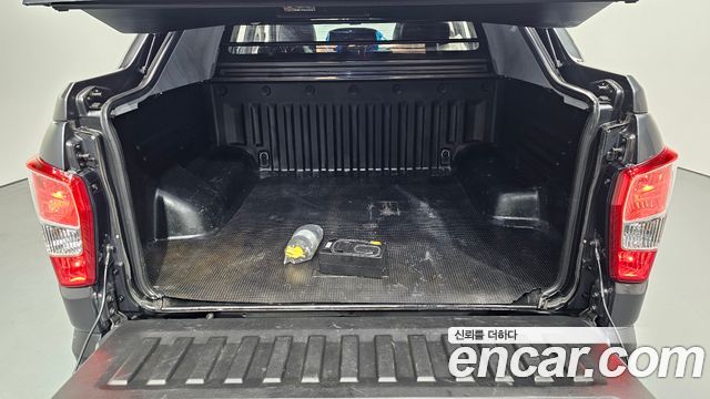 KG Mobility Rexton 2019 — photo 20