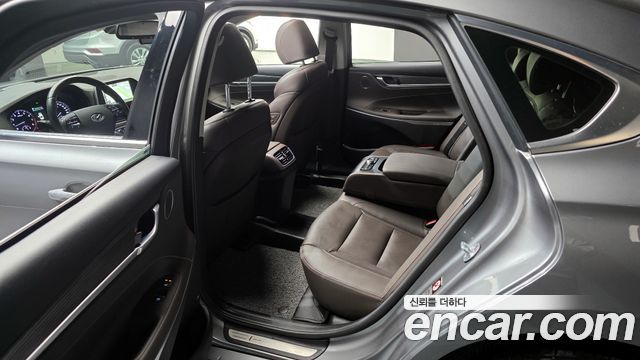Hyundai Grandeur 2018 — photo 11