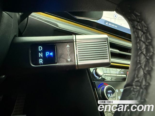 Hyundai Santafe 2025 — photo 9