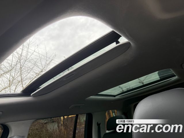 Hyundai Santafe 2025 — photo 18