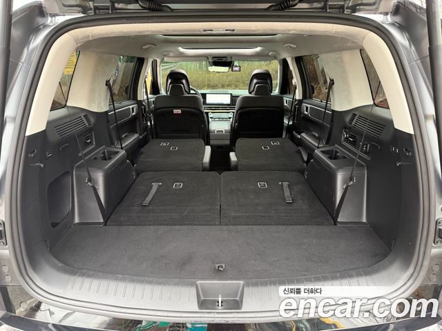 Hyundai Santafe 2025 — photo 19