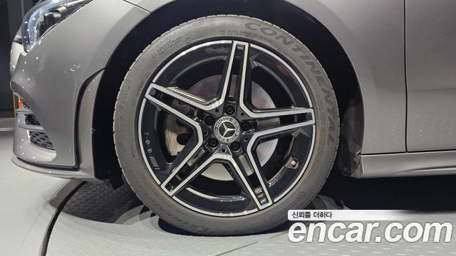Mercedes-Benz CLA-Class 2022 — photo 5