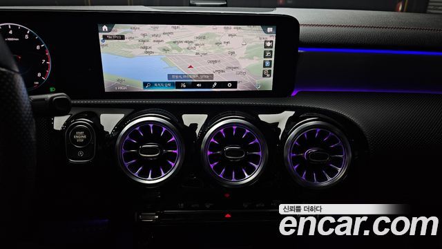 Mercedes-Benz CLA-Class 2022 — photo 14